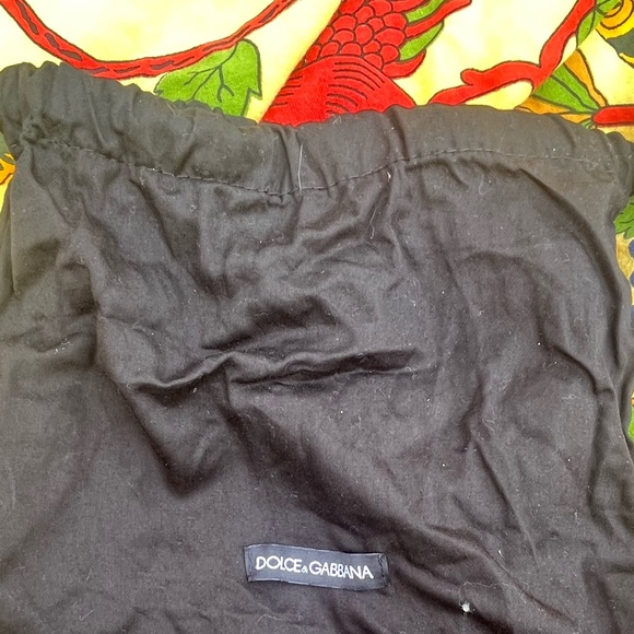 Louis Vuitton clothing bag and various designer shoe bags - Picture 4 of 9